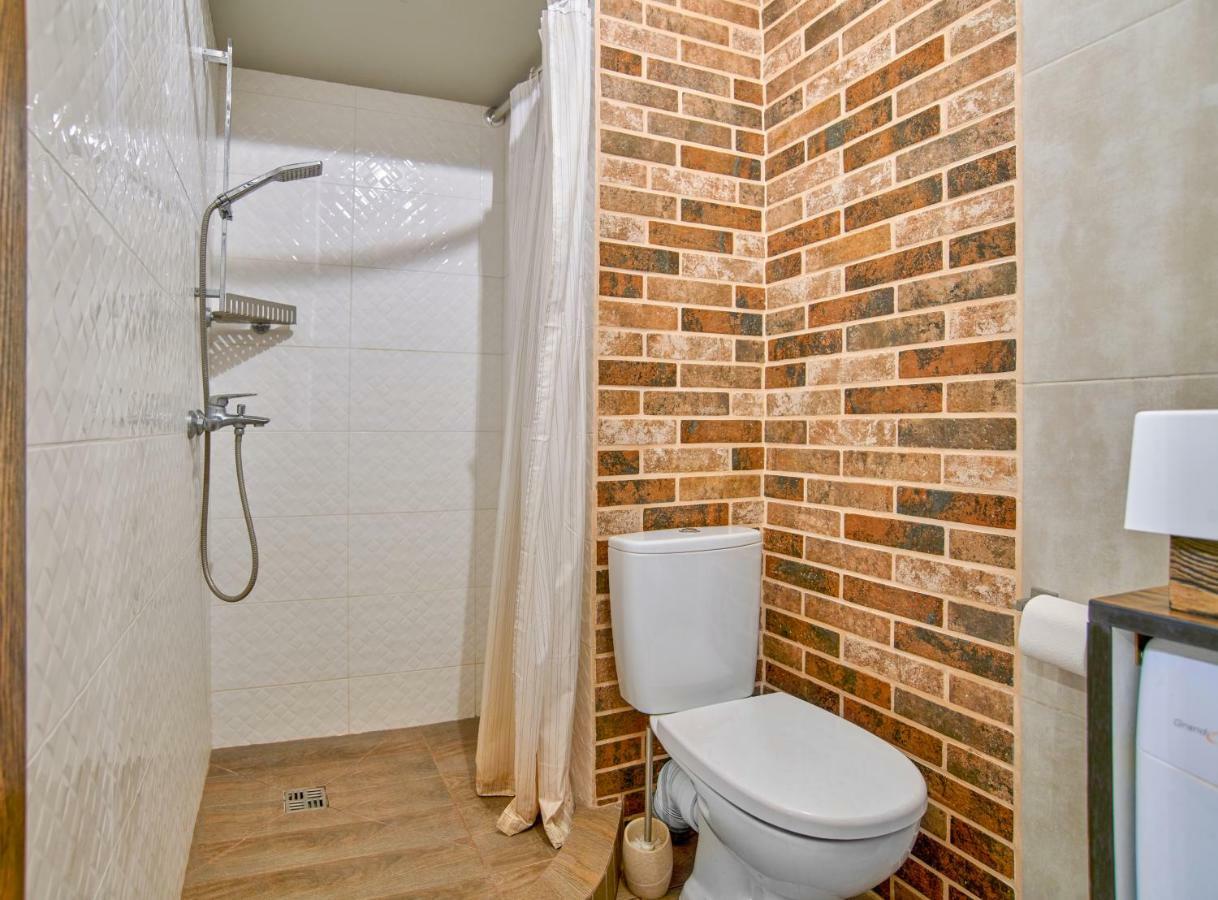 Apartment Weekend Одесса Экстерьер фото